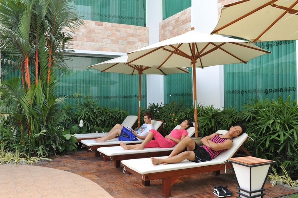 Palm Spring Resort Rangoon Eksteriør billede